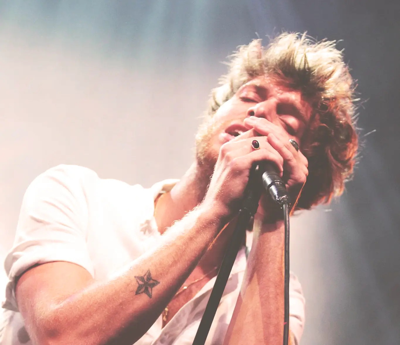 Paolo Nutini live performance